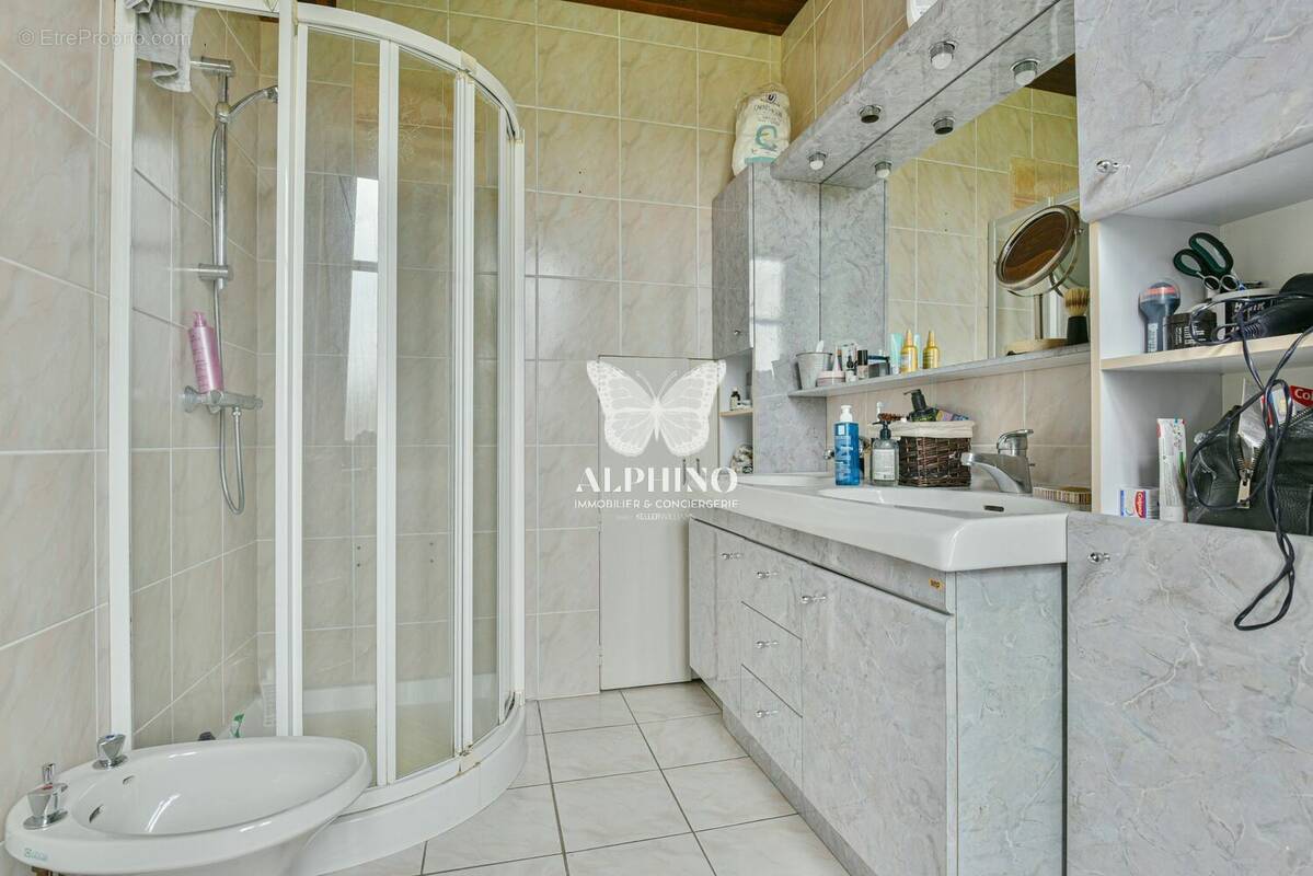 Maison à SAINT-JUNIEN