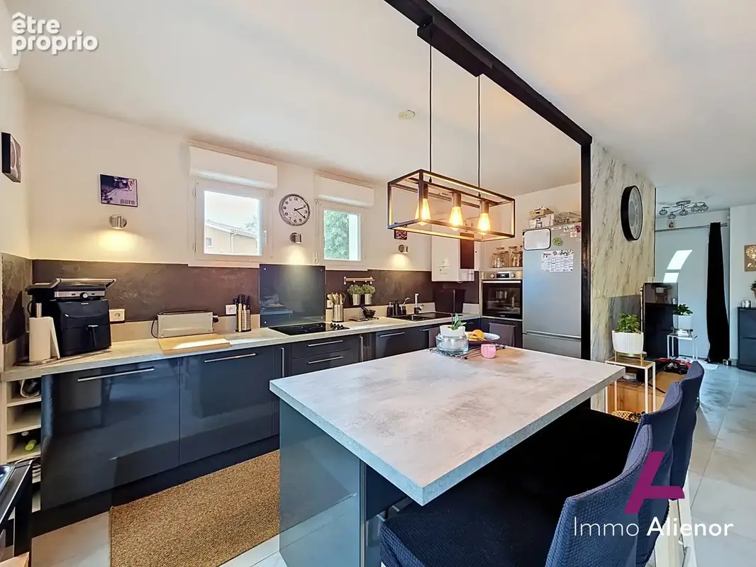 Maison 4 pièces 91 m² à vendre à Le Barp (33114) - photo 5