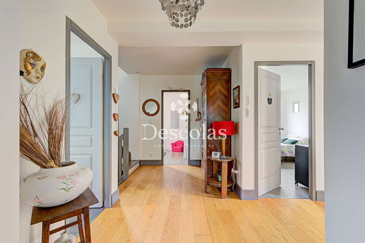 Maison familiale Saint-Germain-en-Laye - 200m2 - photo 26