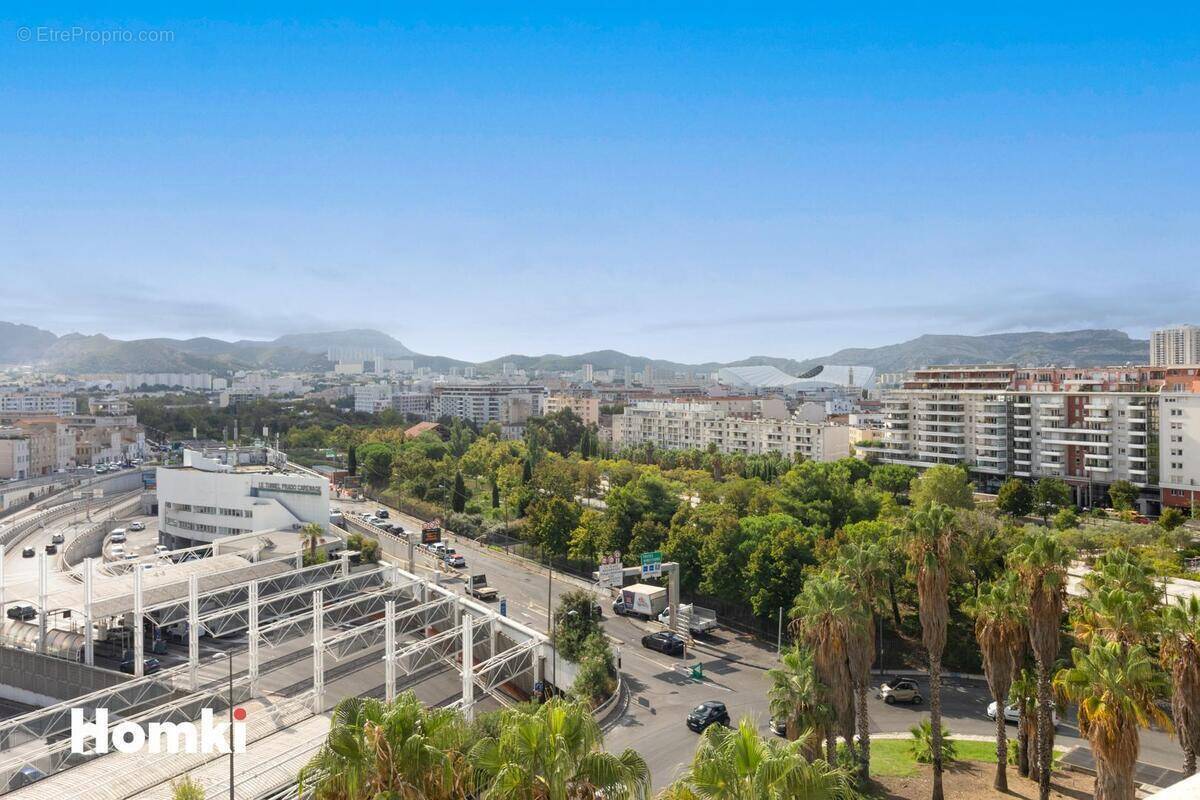 Appartement à MARSEILLE-6E