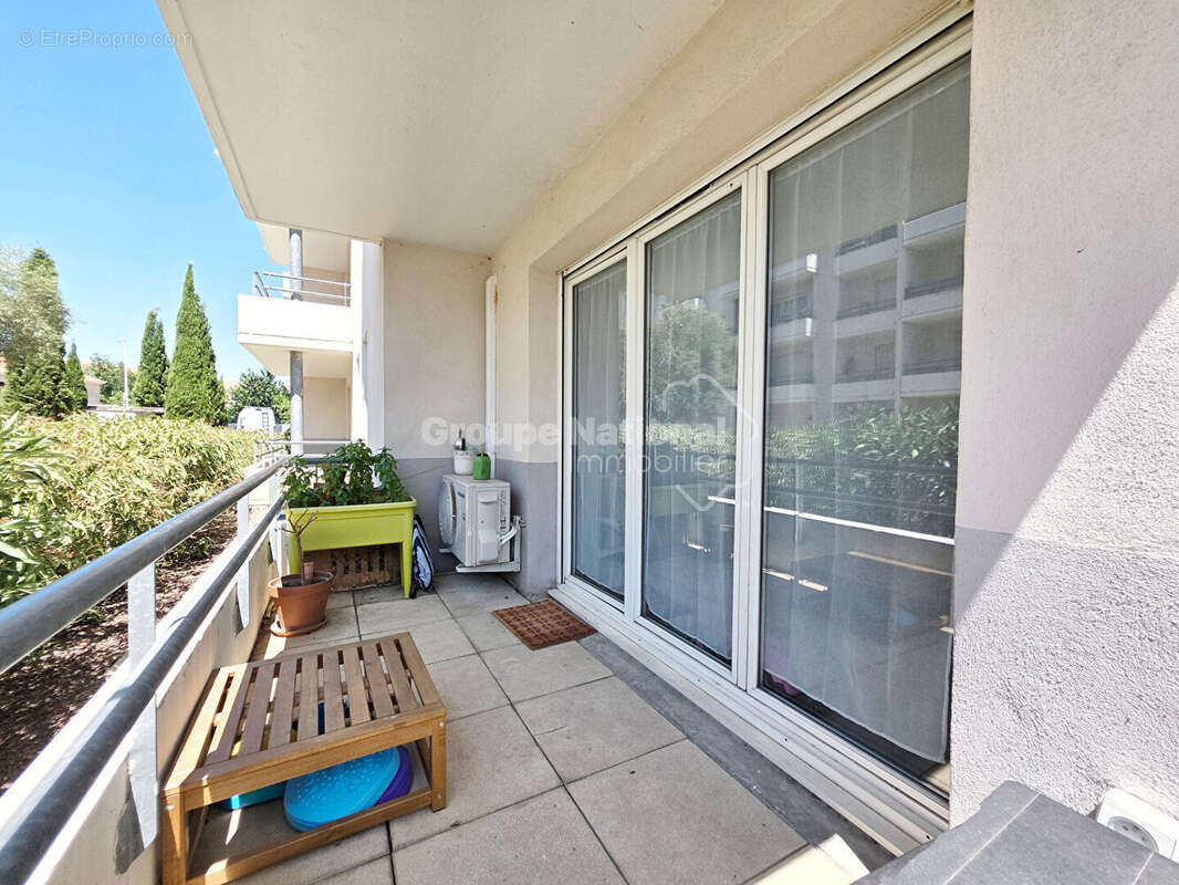 À VENDRE  Superbe T3 de 61 m² avec terrasse et 2 parkings à Miramas (13140) - photo 11