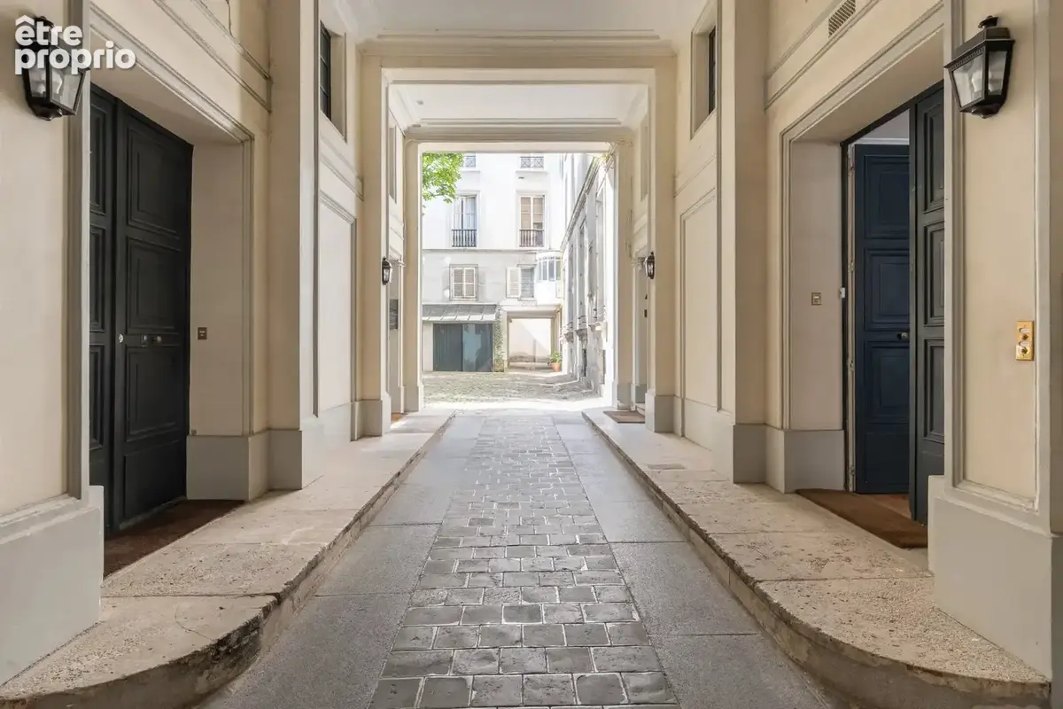 Rue de Lille / Rue des Saints Pères - photo 6