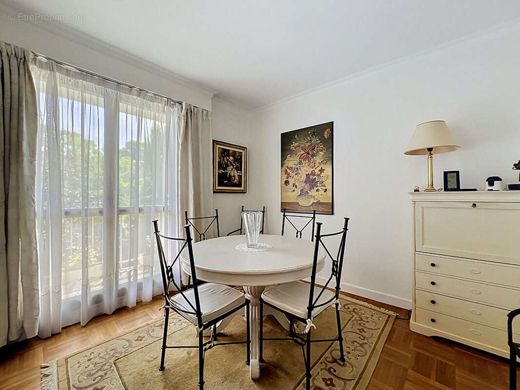 Appartement à FONTENAY-AUX-ROSES