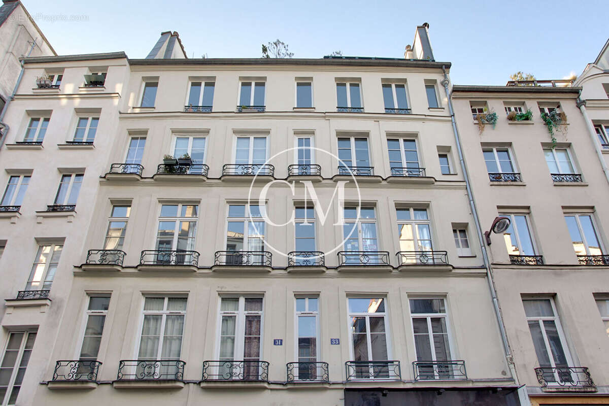 Appartement à PARIS-4E