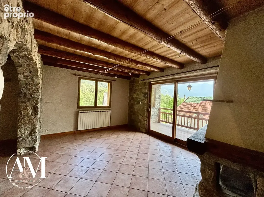 Maison de caractère avec 2 logements, terrasse exposée sud et grand garage - photo 2