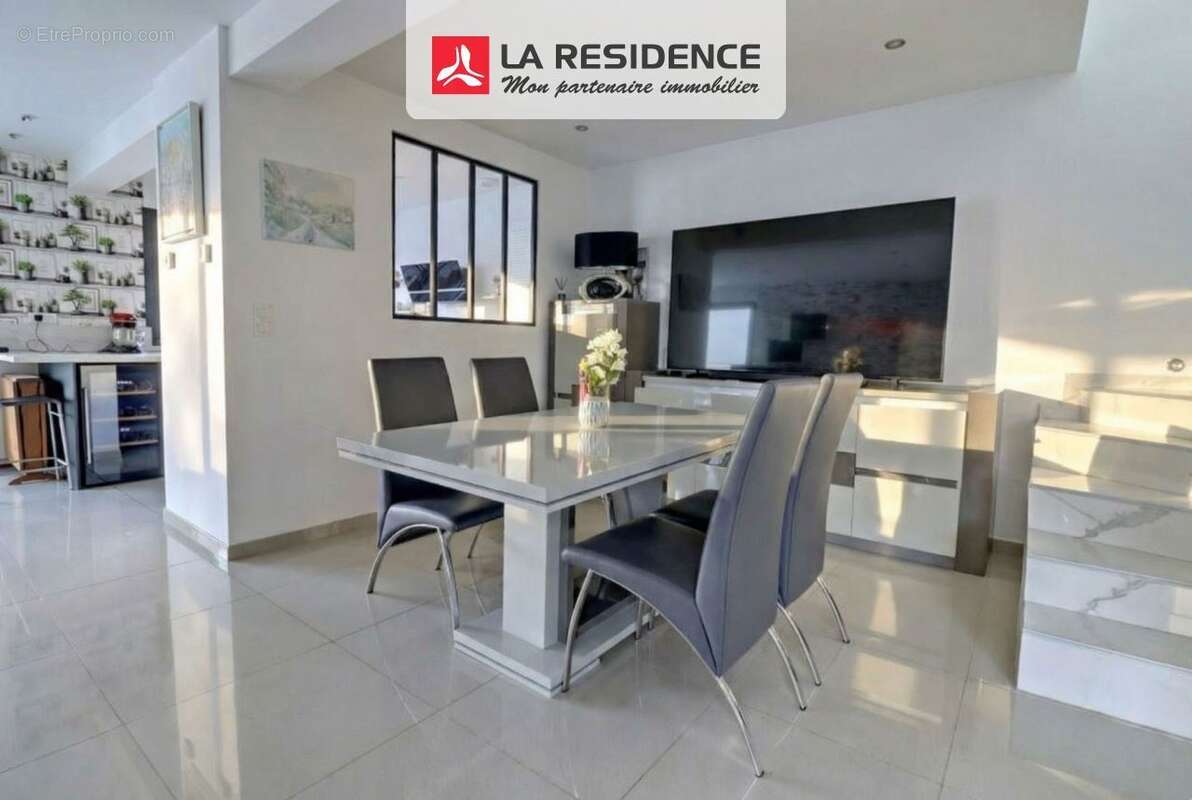 Maison à SOTTEVILLE-LES-ROUEN