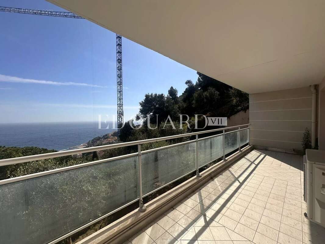 Appartement à CAP-D'AIL