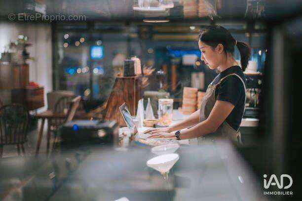 Photo 3 - Commerce à SAINTE-GENEVIEVE-DES-BOIS
