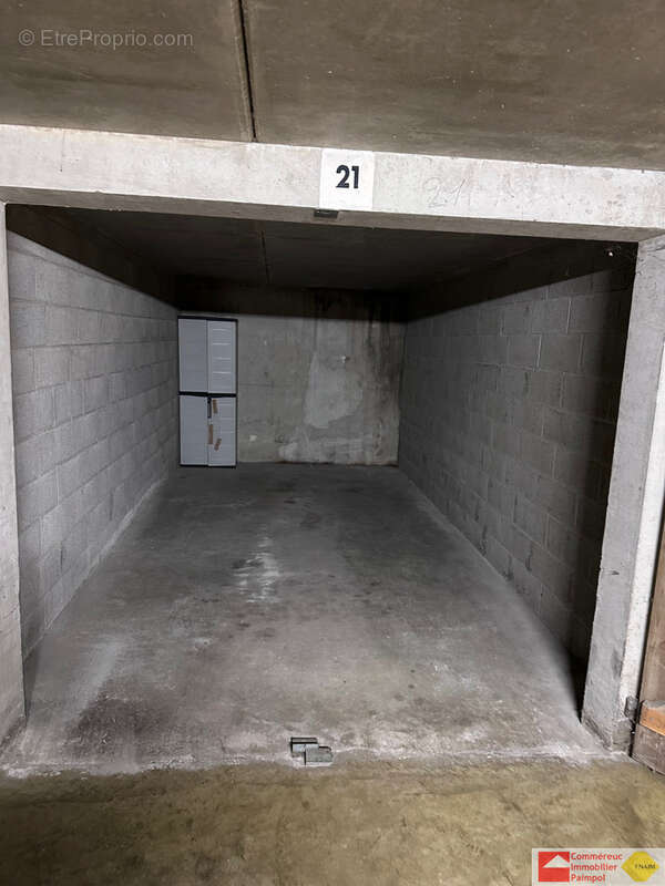 Parking à PLOUBAZLANEC
