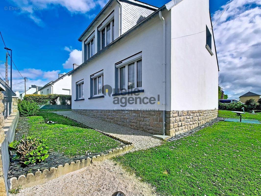 Maison à SAINT-NIC