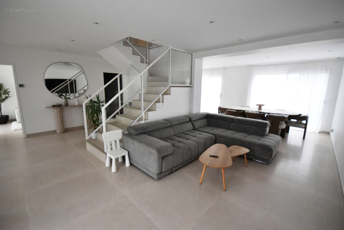 Maison à VERNOUILLET