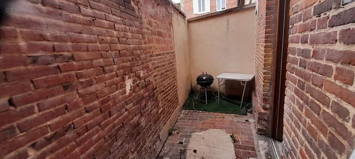 Maison de centre ville a mesnils sur iton - photo 8