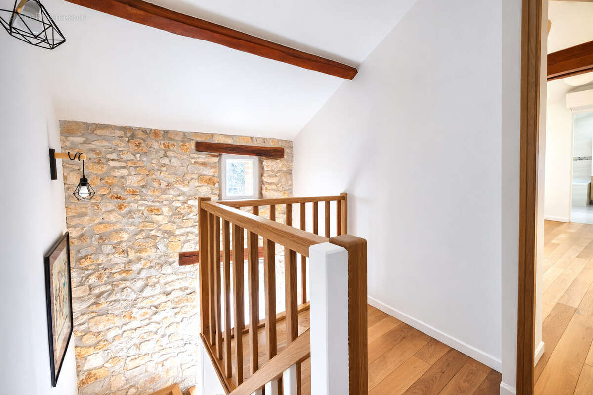 Maison à MONTIGNY-SUR-LOING