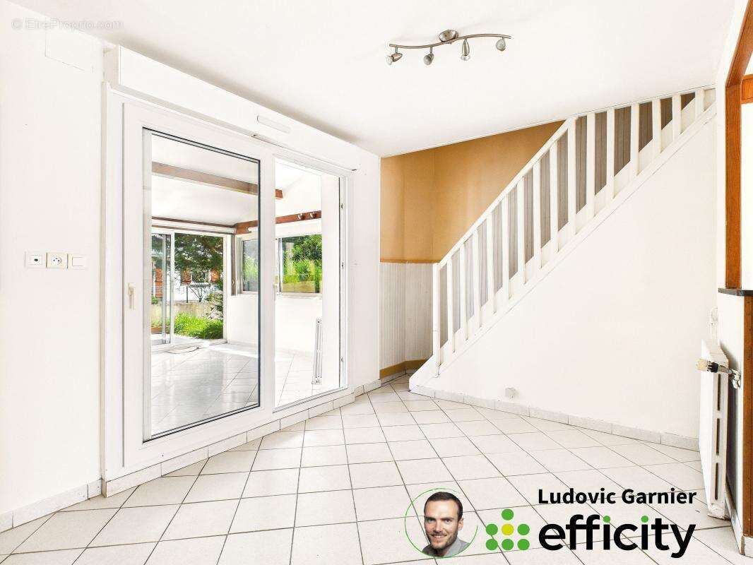 Maison à SAINT-PAIR-SUR-MER