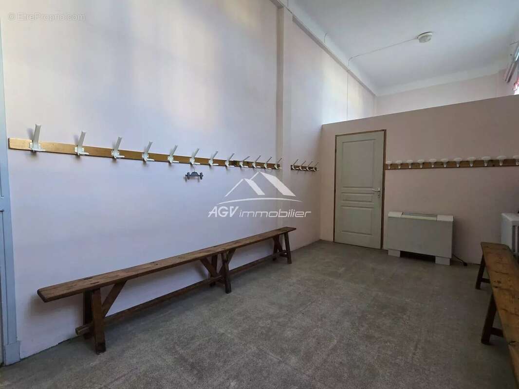 Appartement à SALINDRES