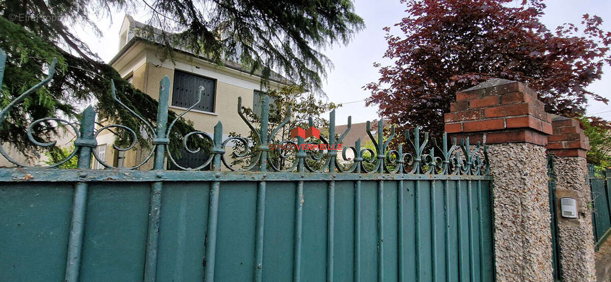 Maison à CONFLANS-SAINTE-HONORINE