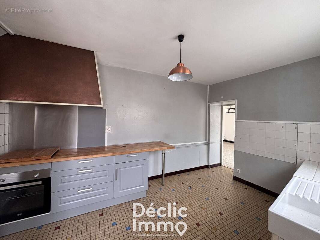 Maison à CHAMPNIERS