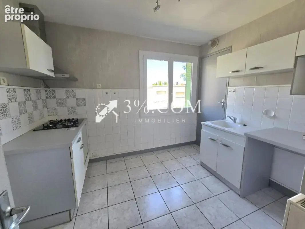 Appartement T4 de 68 m2 avec balcon et cave - photo 6