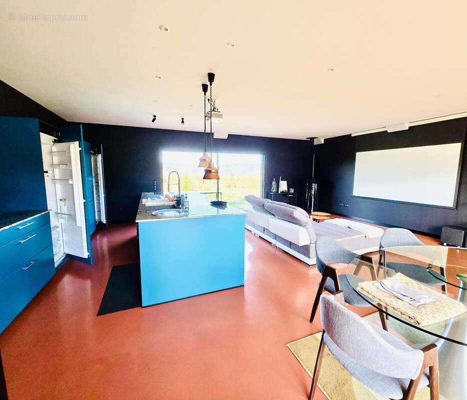 Vente Villa de T5 sur un terrain 3400m2 - photo 7