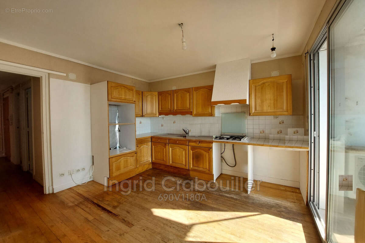 Appartement 69 m² à Royan  - photo 6