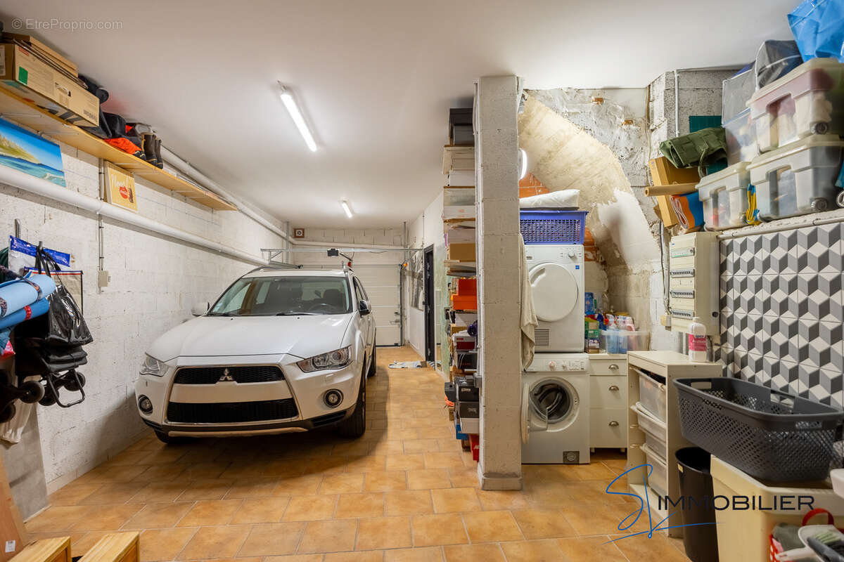 Maison à MARSEILLE-6E