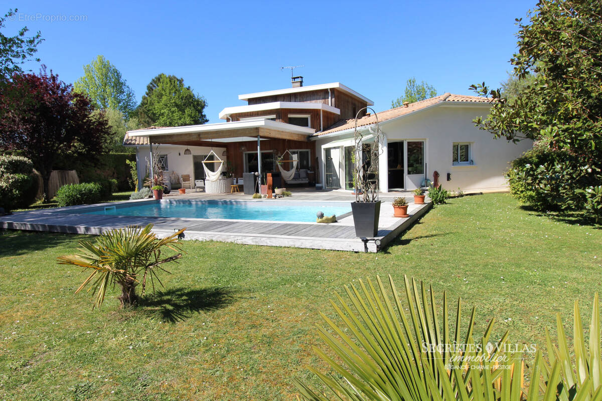 Maison à CESTAS