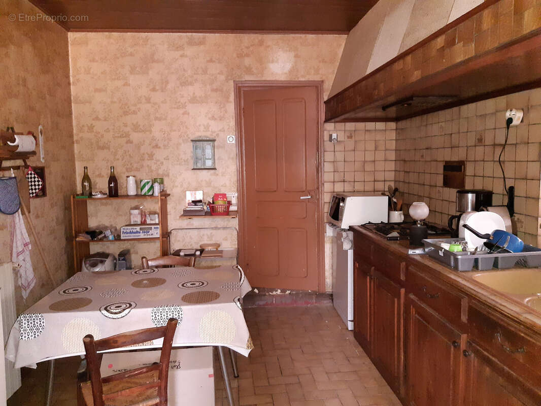 Maison à COUCOURON