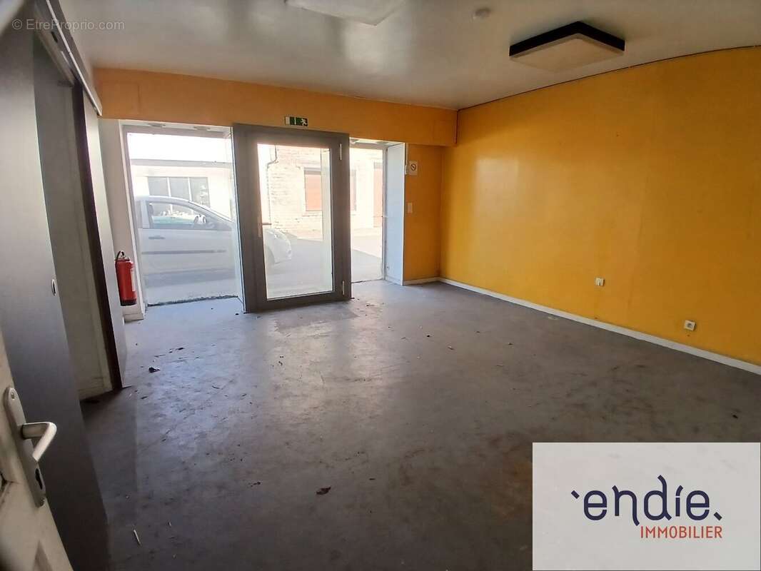 Immeuble de 352 m² à rénover avec fort potentiel  Champlitte (70160) - photo 2