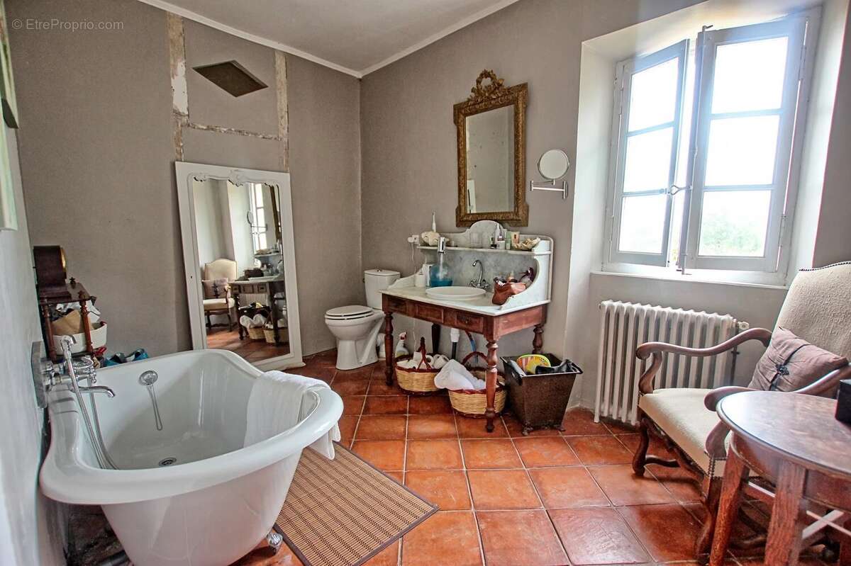 Domaine avec dépendances privatif - photo 13