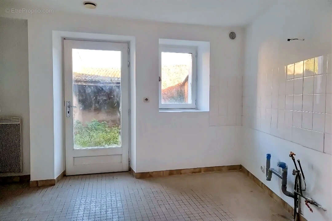 Maison à LEGE