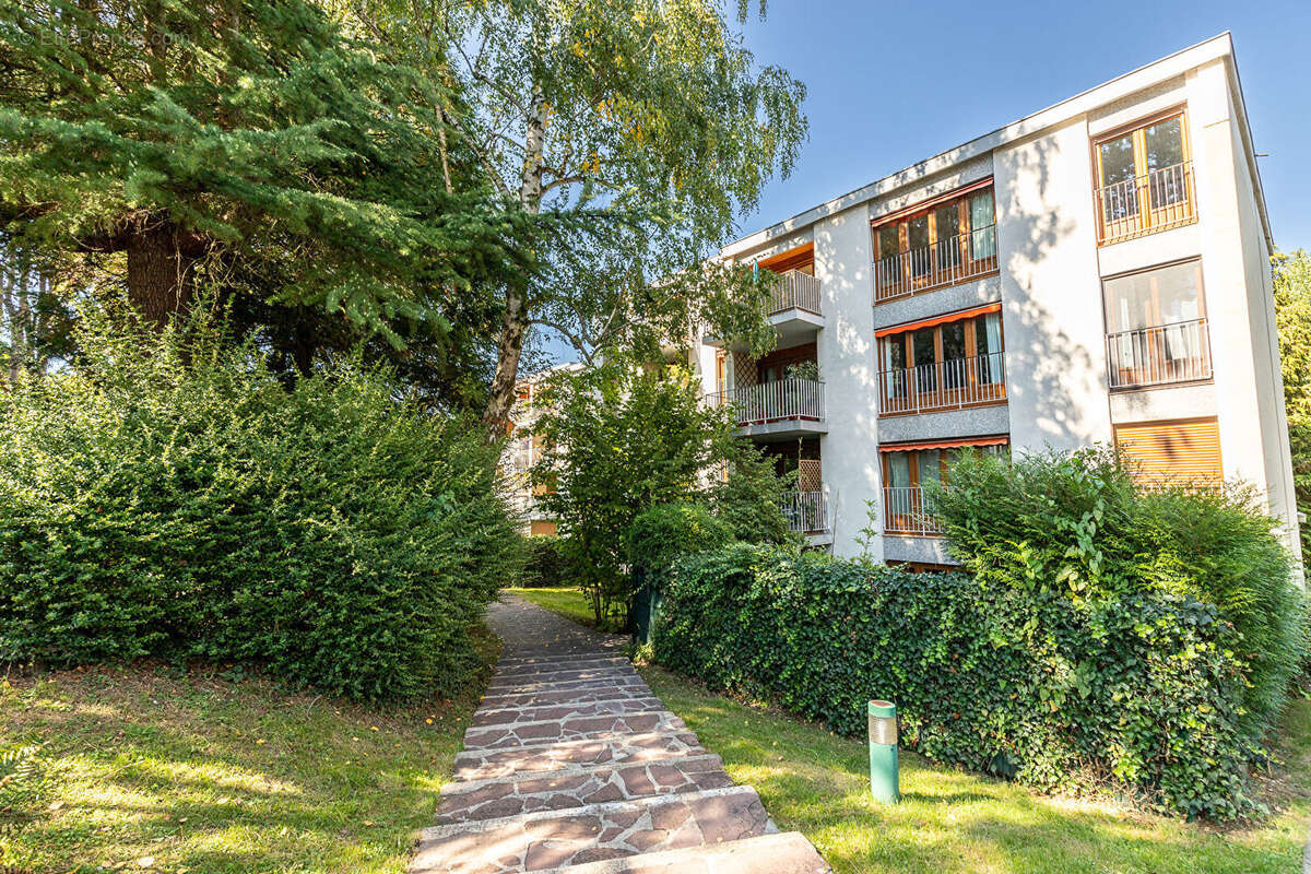 Appartement à VILLEBON-SUR-YVETTE