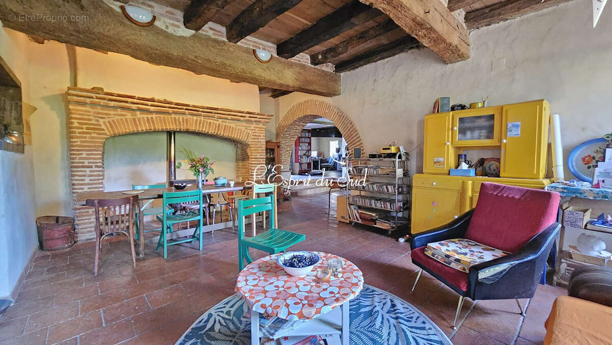 Maison 413 m² à Gaillac  - photo 3
