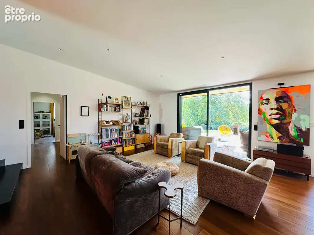 Villa d'architecte- Béziers - 5 pièces - 153.5 m² - sur 2061 mm² de terrain - photo 6