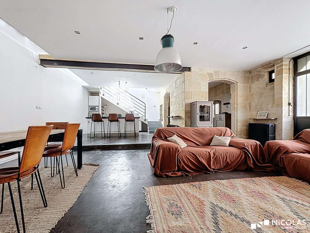 Appartement à BORDEAUX