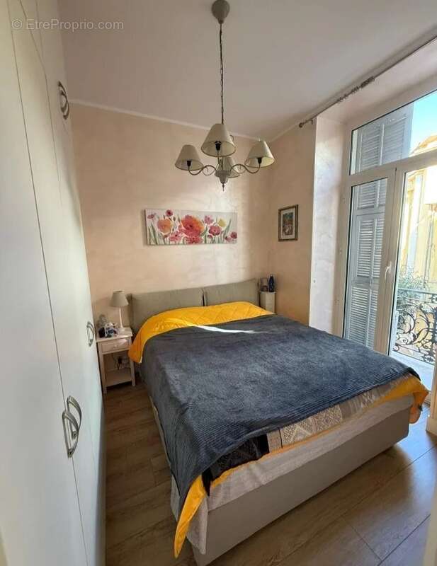 Appartement à MENTON