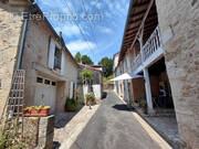 Maison à CHATEAU-L'EVEQUE
