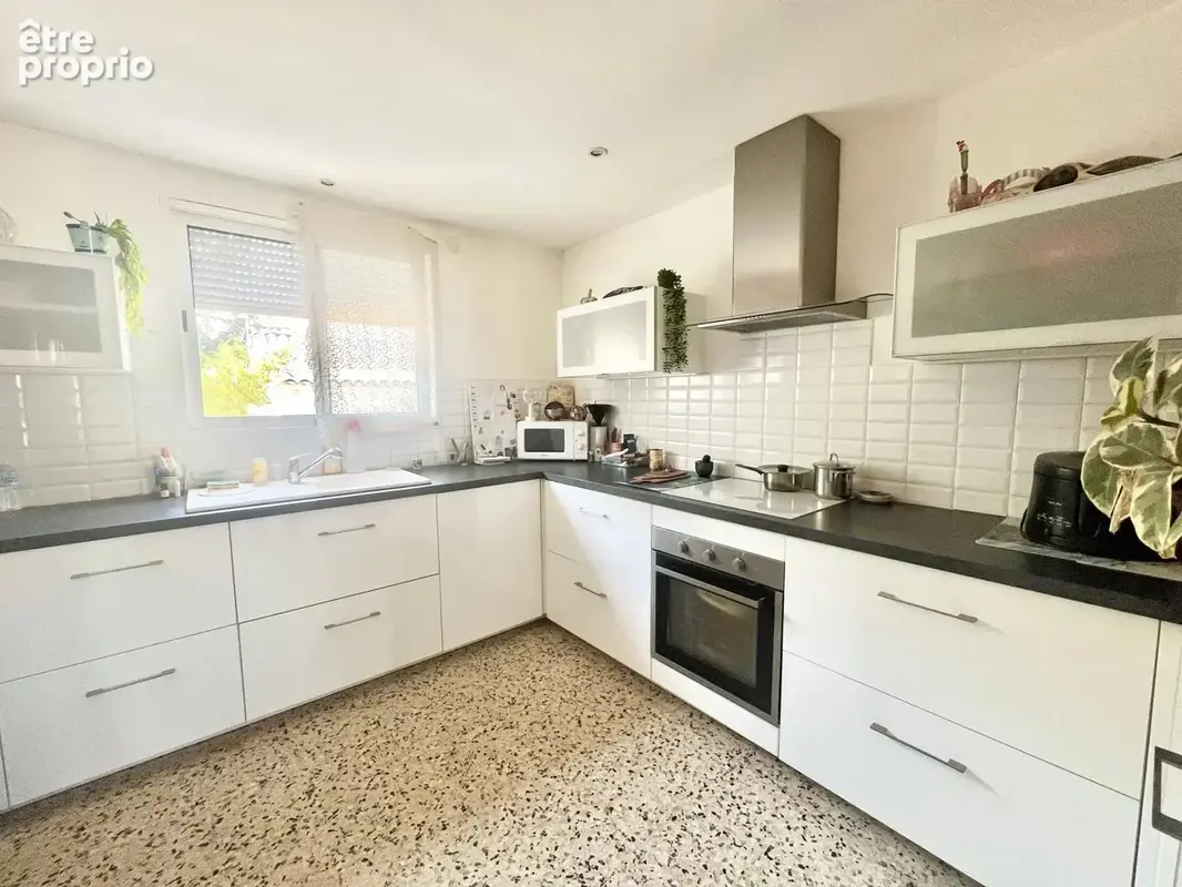 Maison ancienne sur 617 m² de terrain avec piscine - photo 5