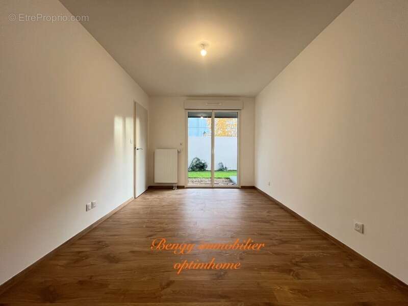 Appartement à SAINT-CYR-SUR-LOIRE