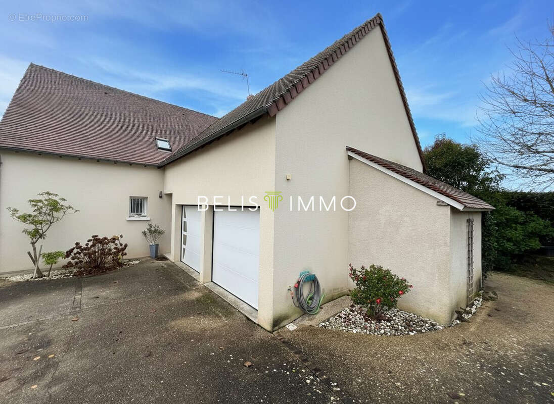 Maison à BALLAN-MIRE