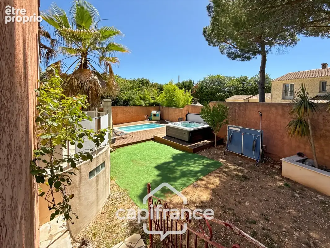 LE CRÈS – Maison familiale avec appartement indépendant, piscine et revenu locatif - photo 7