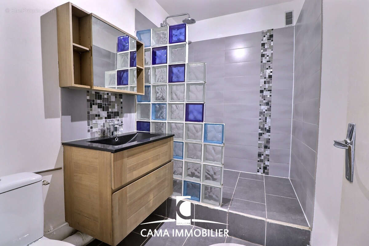 Appartement à FONTENAY-LE-FLEURY