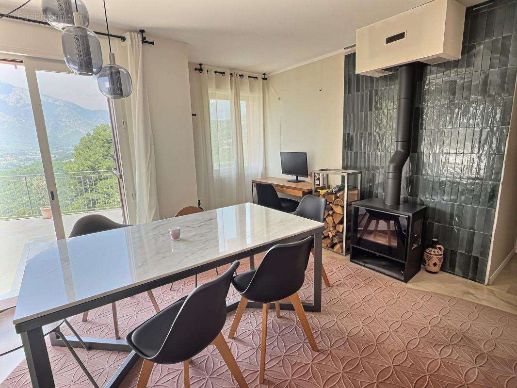 Réajustement du prix …
pour cette Magnifique maison à découvrir, avec investissement locatif très intéressant - photo 6