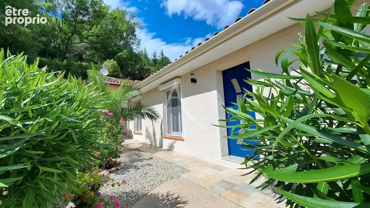 Maison avec garage et dépendance, vue dominante - photo 10