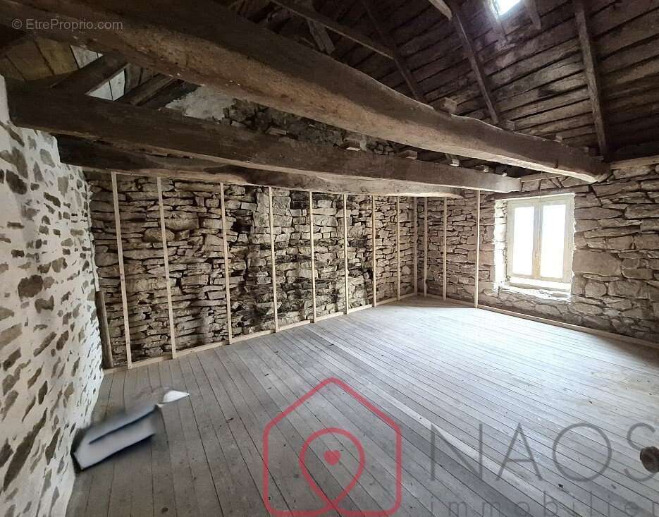 Maison à LANGOLEN