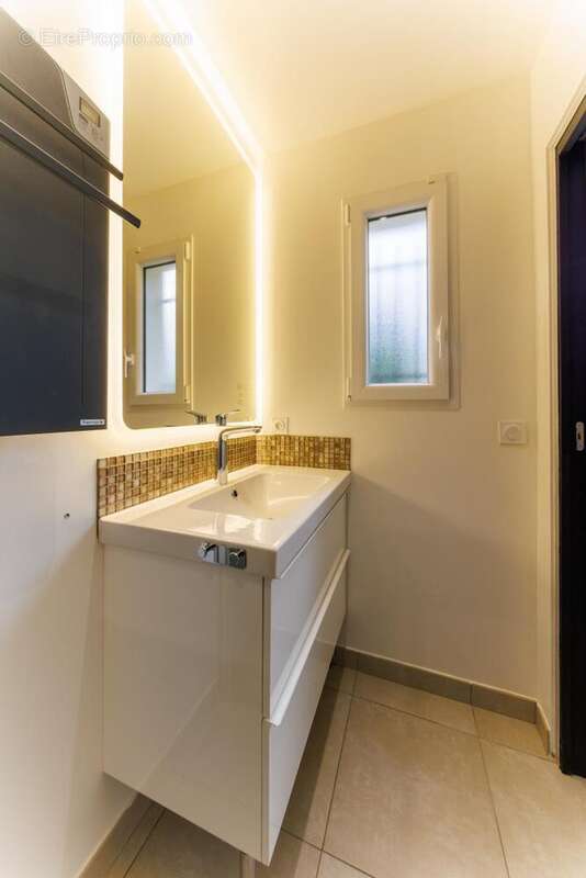 Maison 147 m² à Saint-Loup-Cammas  - photo 9