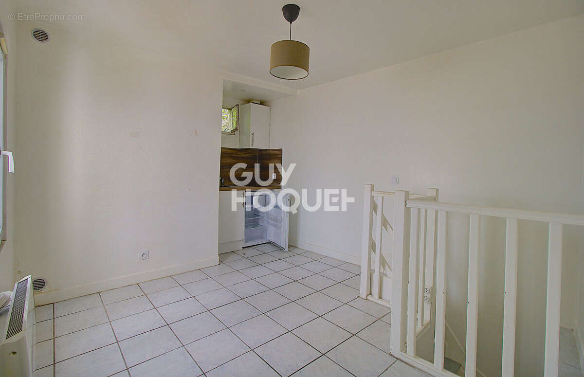 Appartement à PARIS-20E