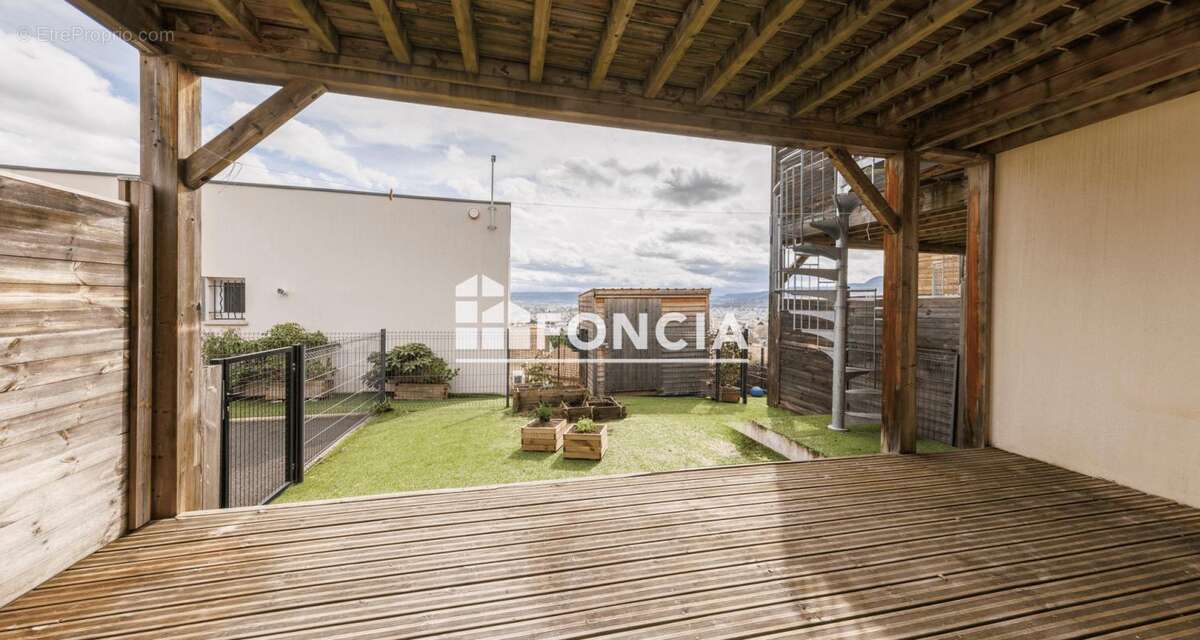 Maison à CLERMONT-FERRAND