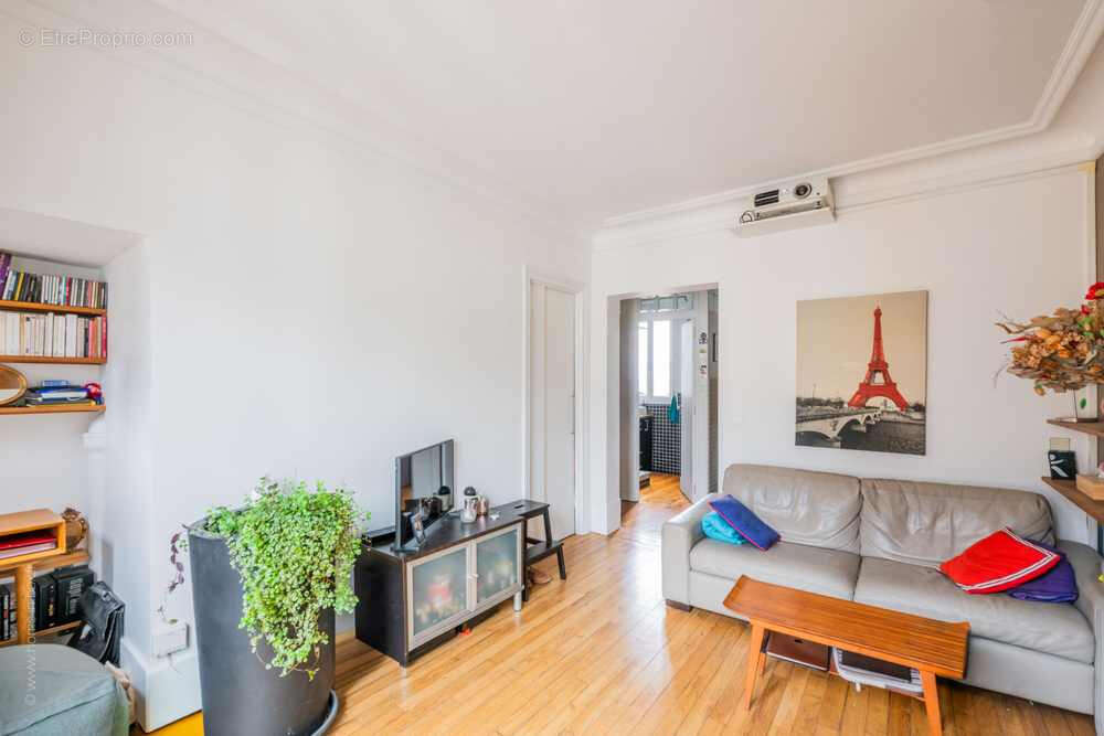 Appartement à PARIS-11E