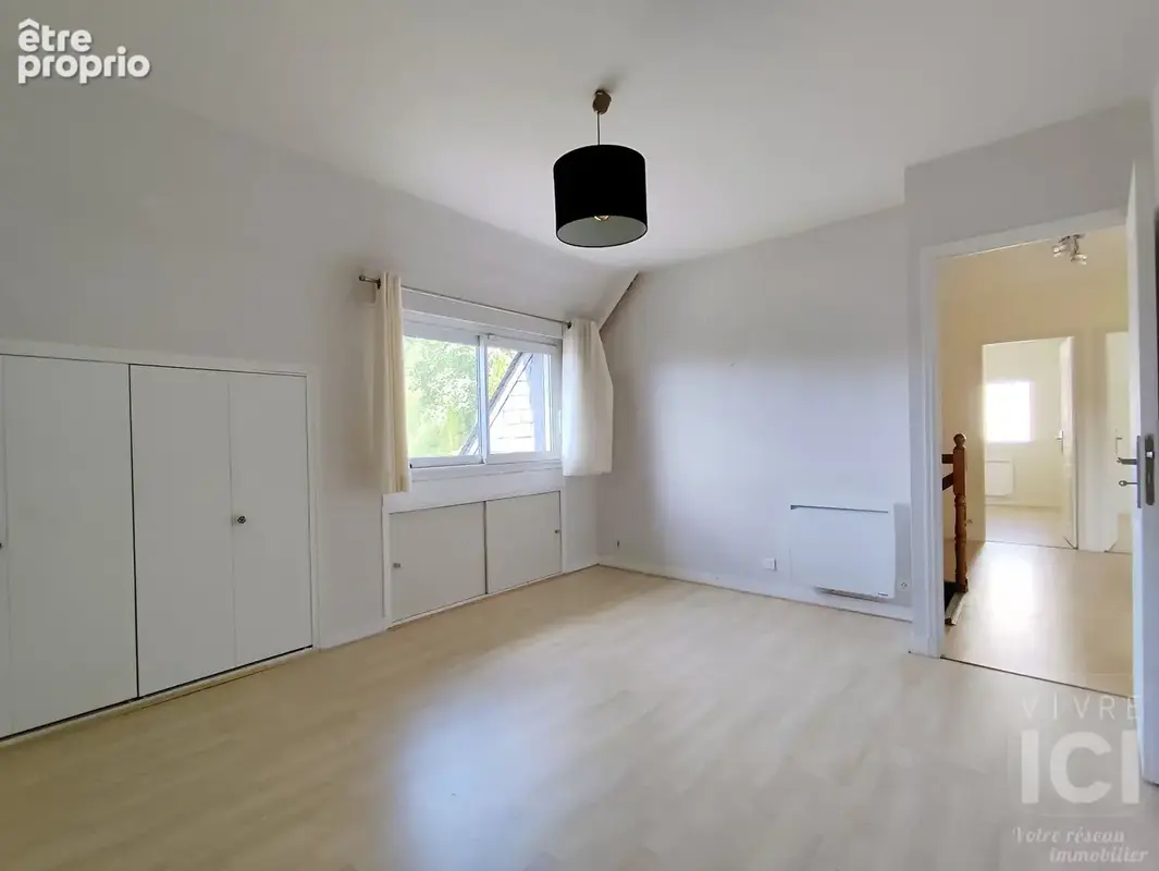 À vendre  maison 157 m², 5 chambres, en impasse, au calme absolu. - photo 11