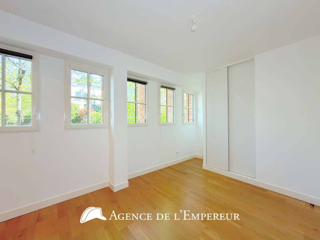 Appartement à GARCHES